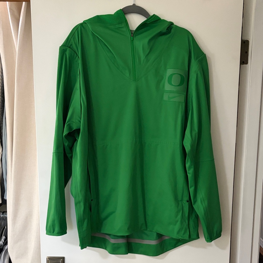 Oregon Duck Athletics Nike Green Pullover with Hood